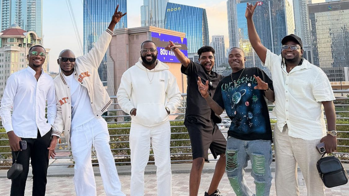 Fly Skuad leva toda a equipa do Fly Podcast ao Dubai para expansão do projecto 